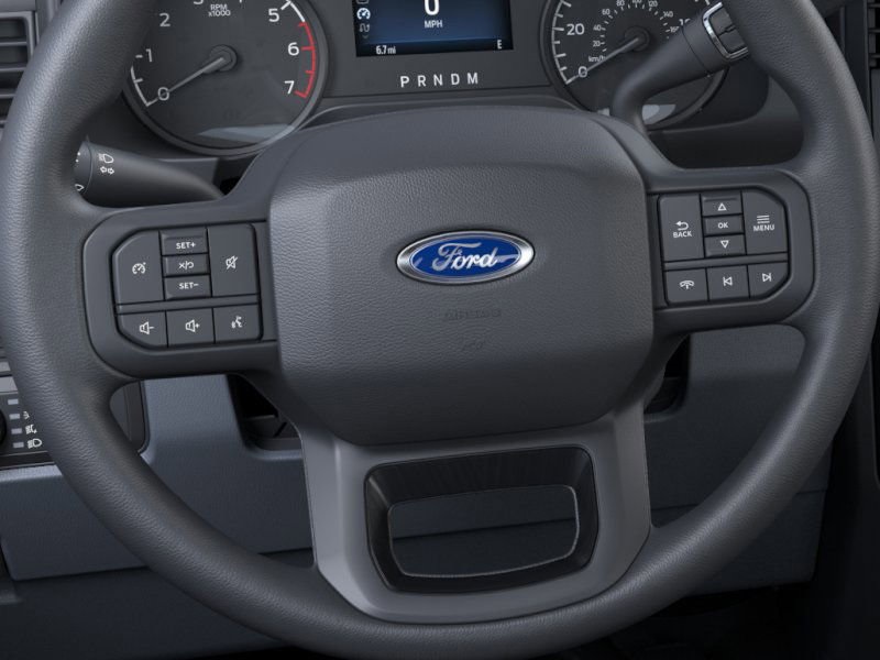 2025 Ford F-350 photo 40