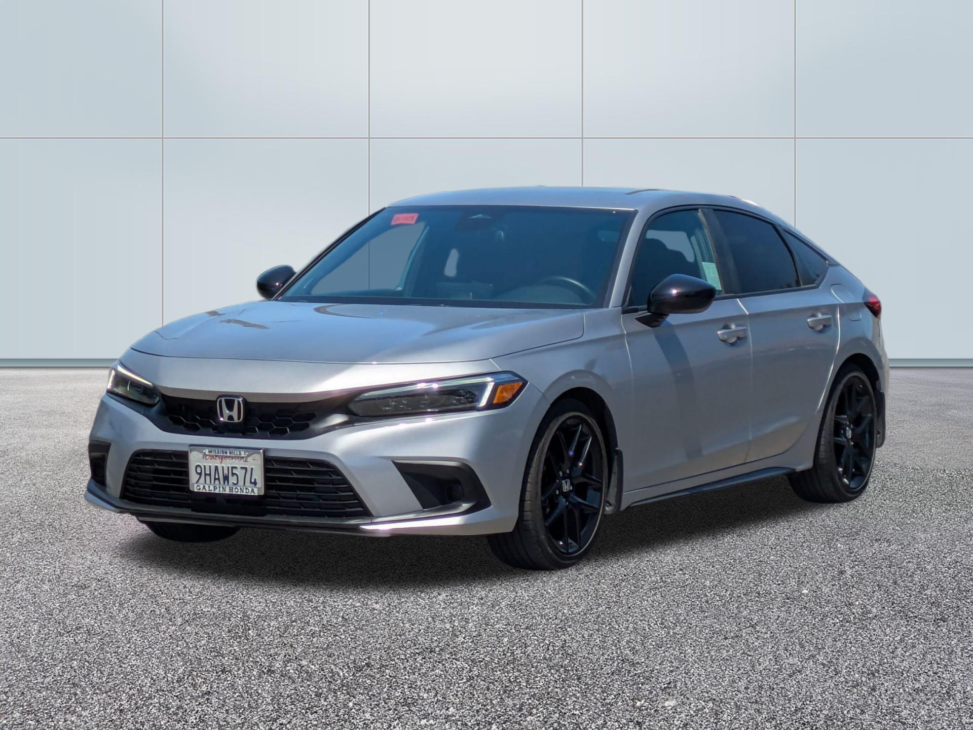 2023 Honda Civic LX Hatchback photo 5