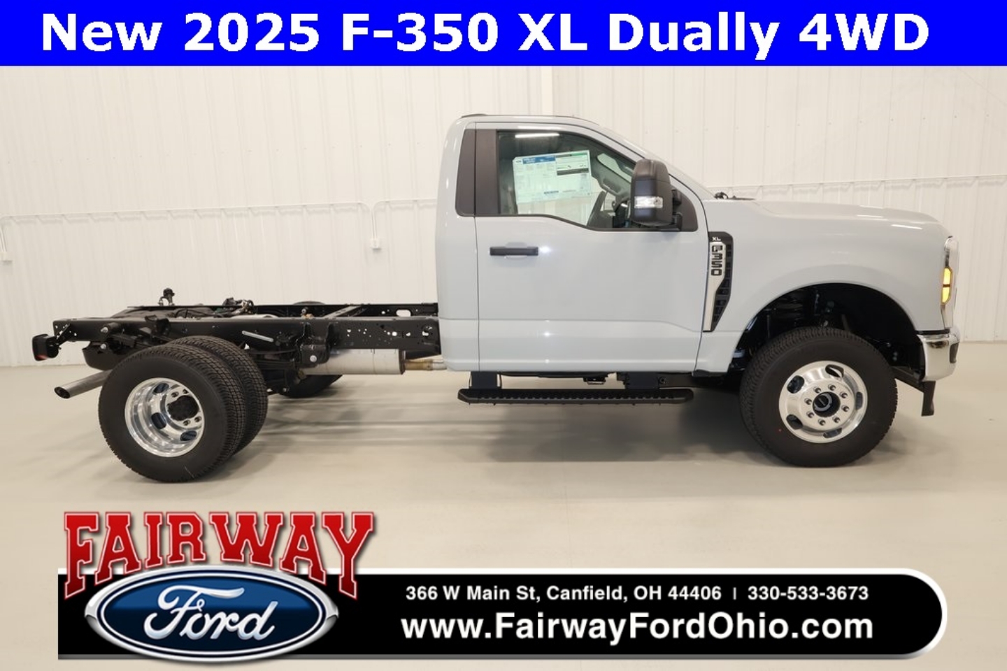 2025 Ford F-350 Super Duty Chassis Cab XL's photo