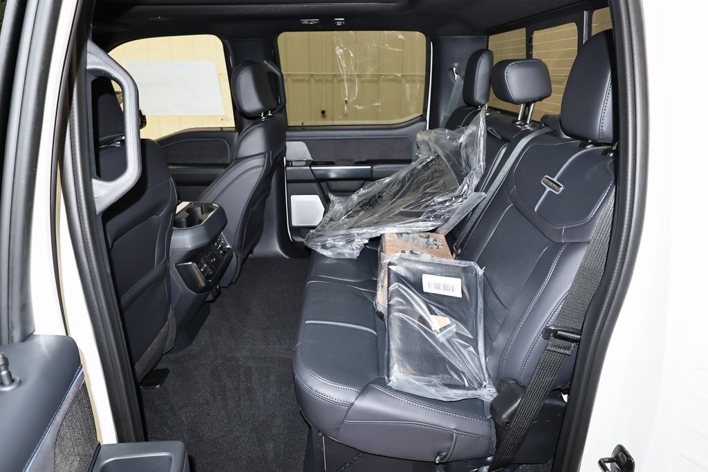 2025 Ford F-350 photo 10