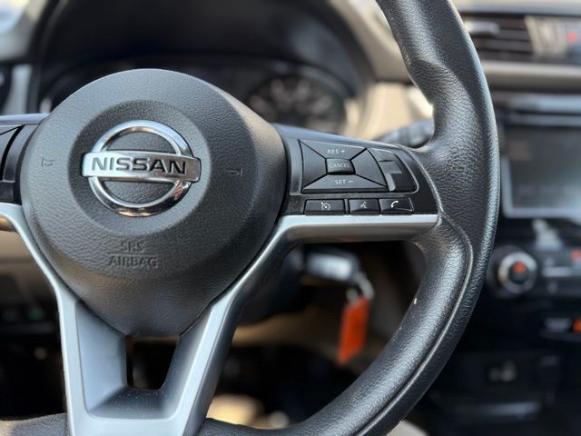 2020 Nissan Rogue Sport S photo 31