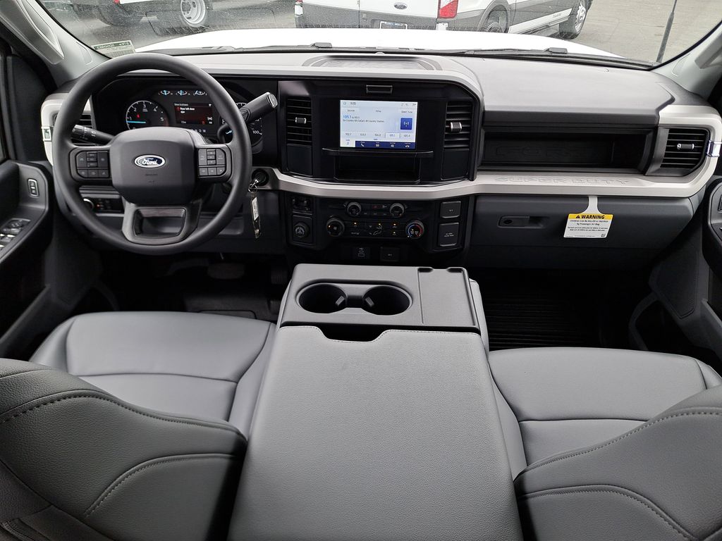 2025 Ford F-350 photo 11