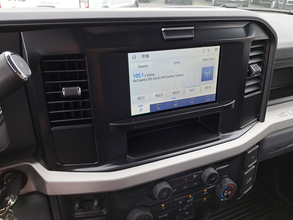 2025 Ford F-350 photo 24