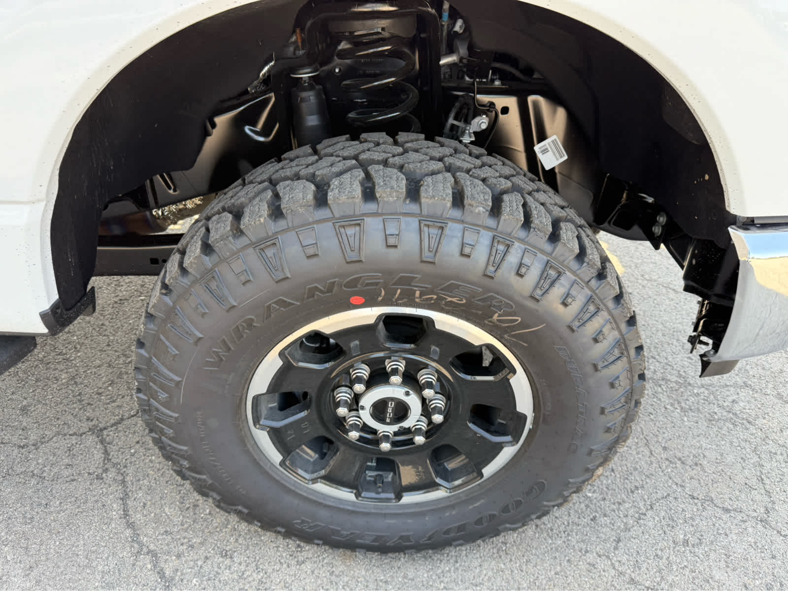 2025 Ford F-350 XLT photo 4