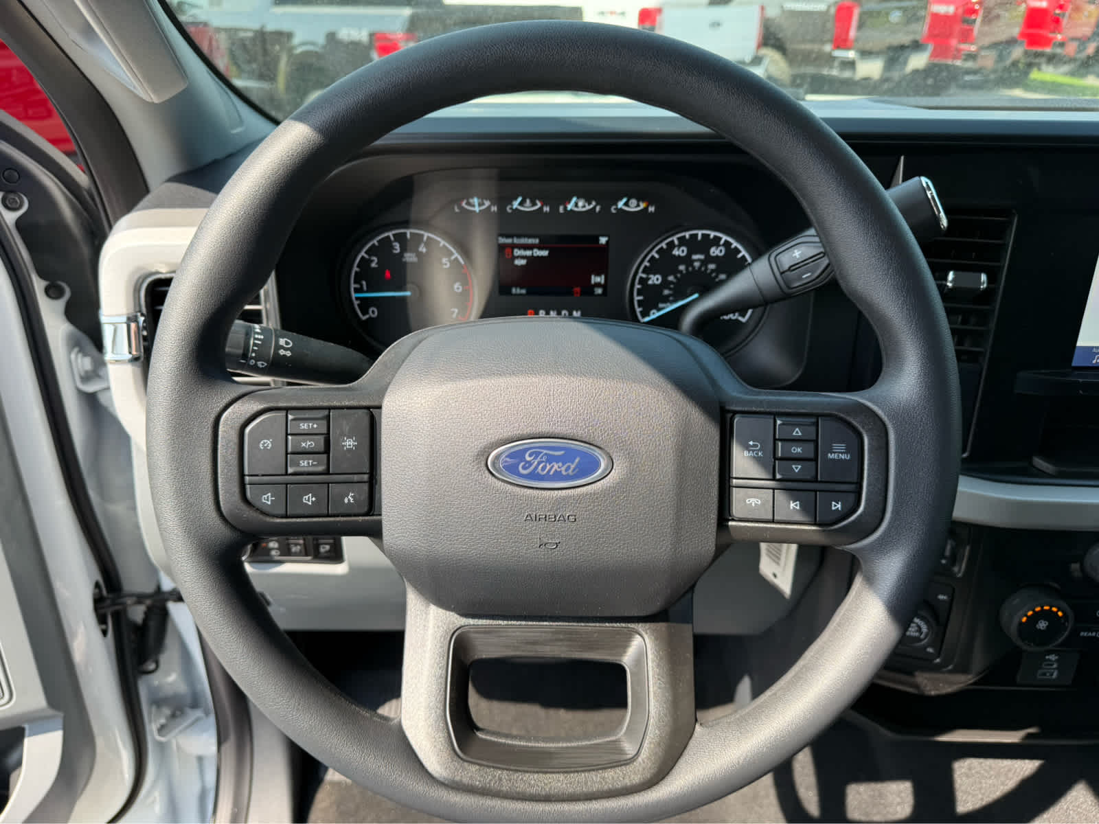 2025 Ford F-350 XLT photo 12
