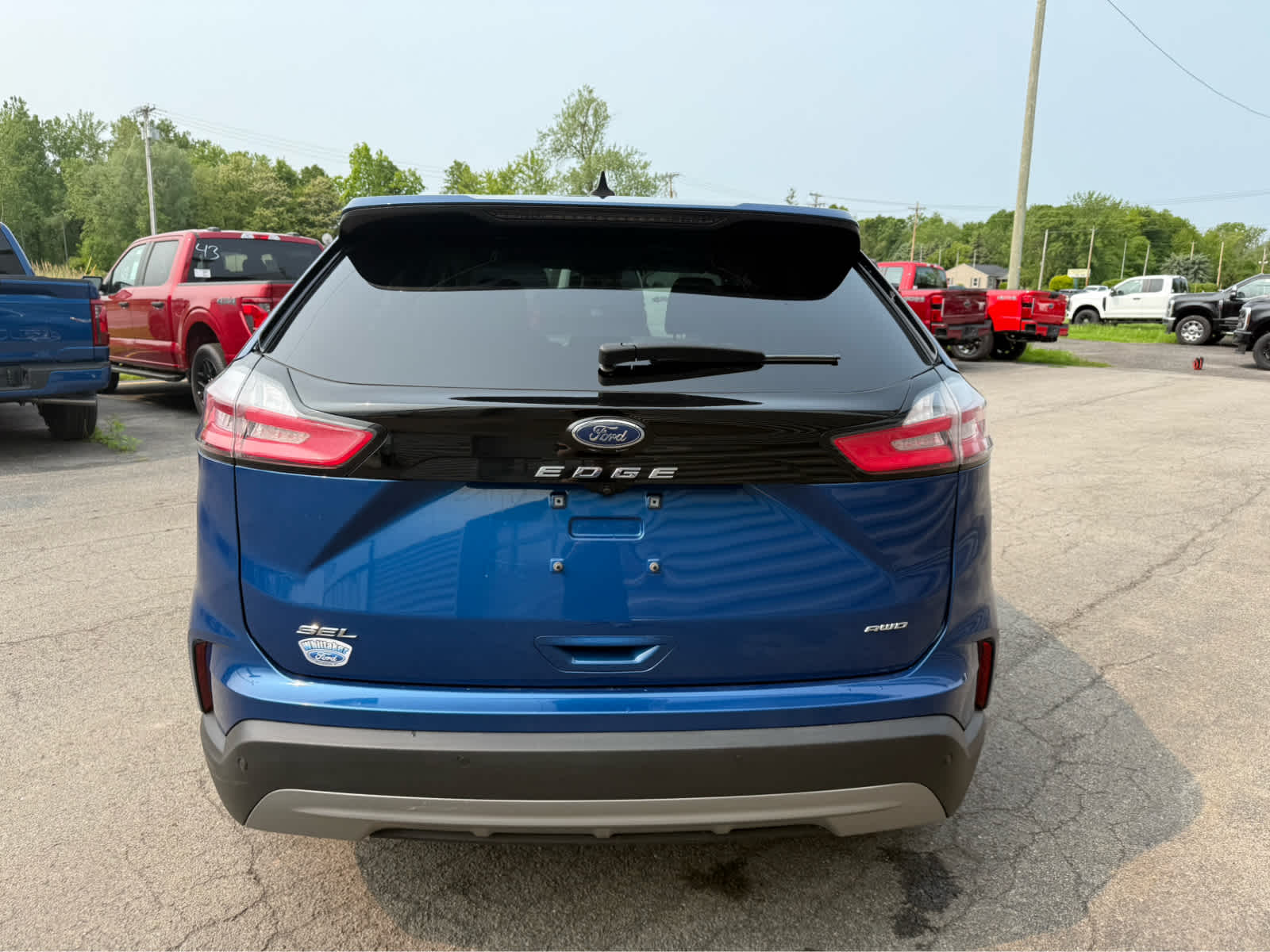 2022 Ford Edge SEL photo 5