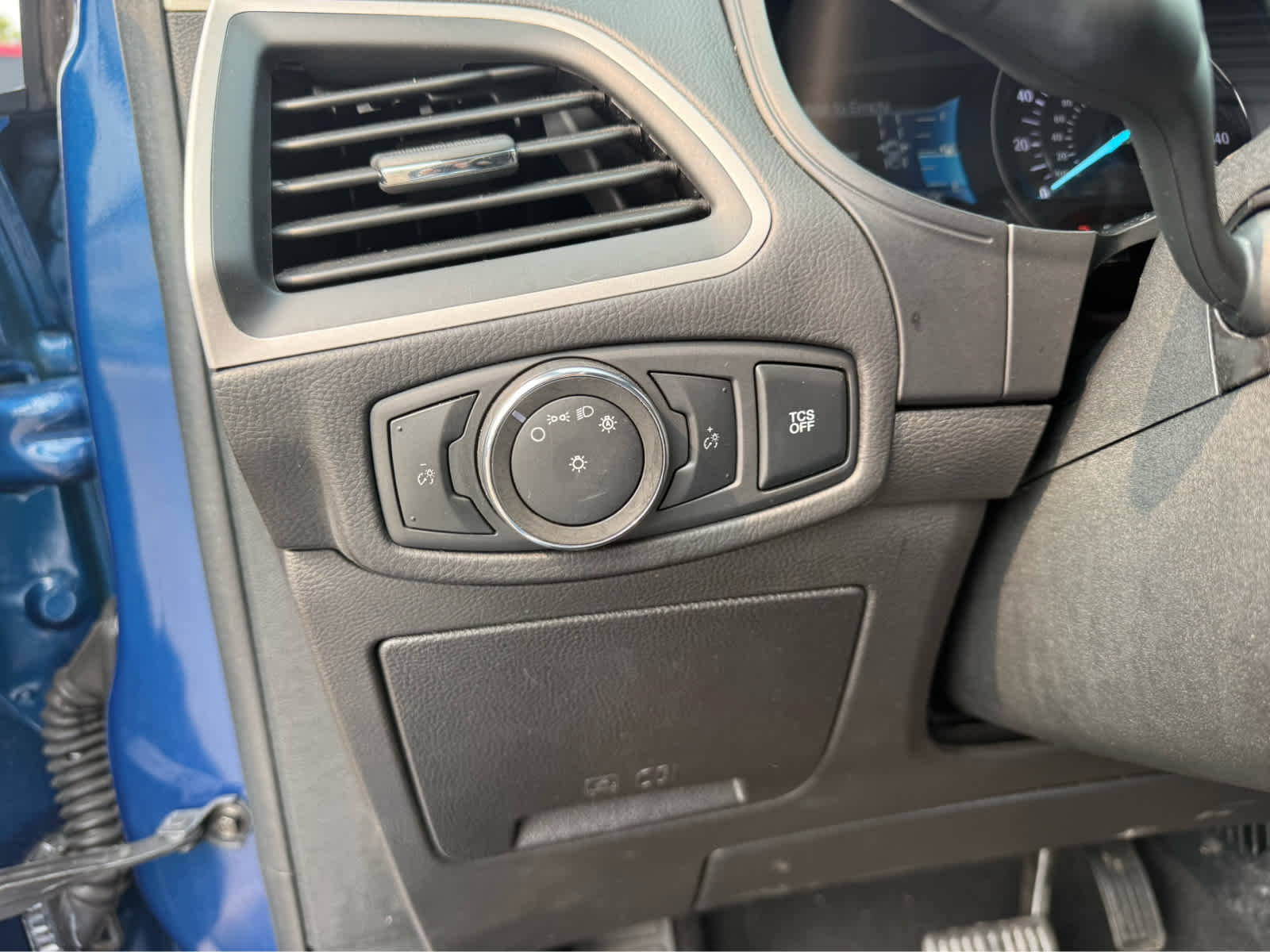 2022 Ford Edge SEL photo 10