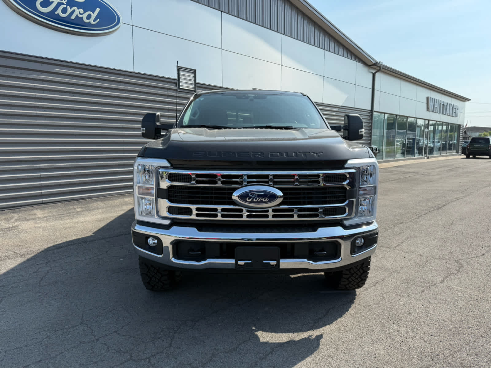 2025 Ford F-350 XLT photo 3
