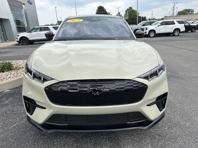 2025 Ford Mustang Mach-E GT photo 2