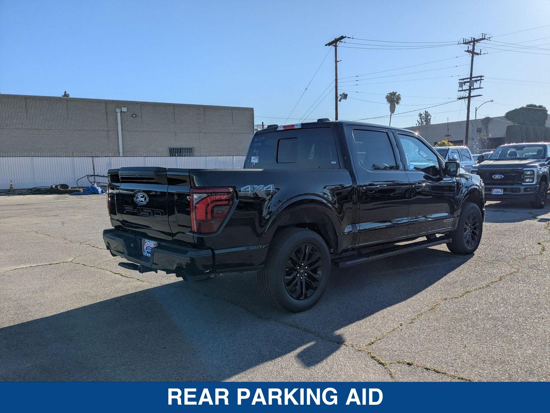 2025 Ford F-150 Lariat photo 8