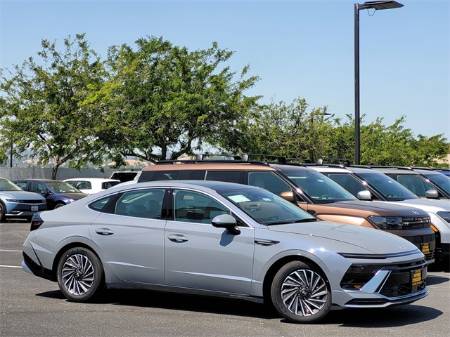 2025 Hyundai Sonata Hybrid Limited