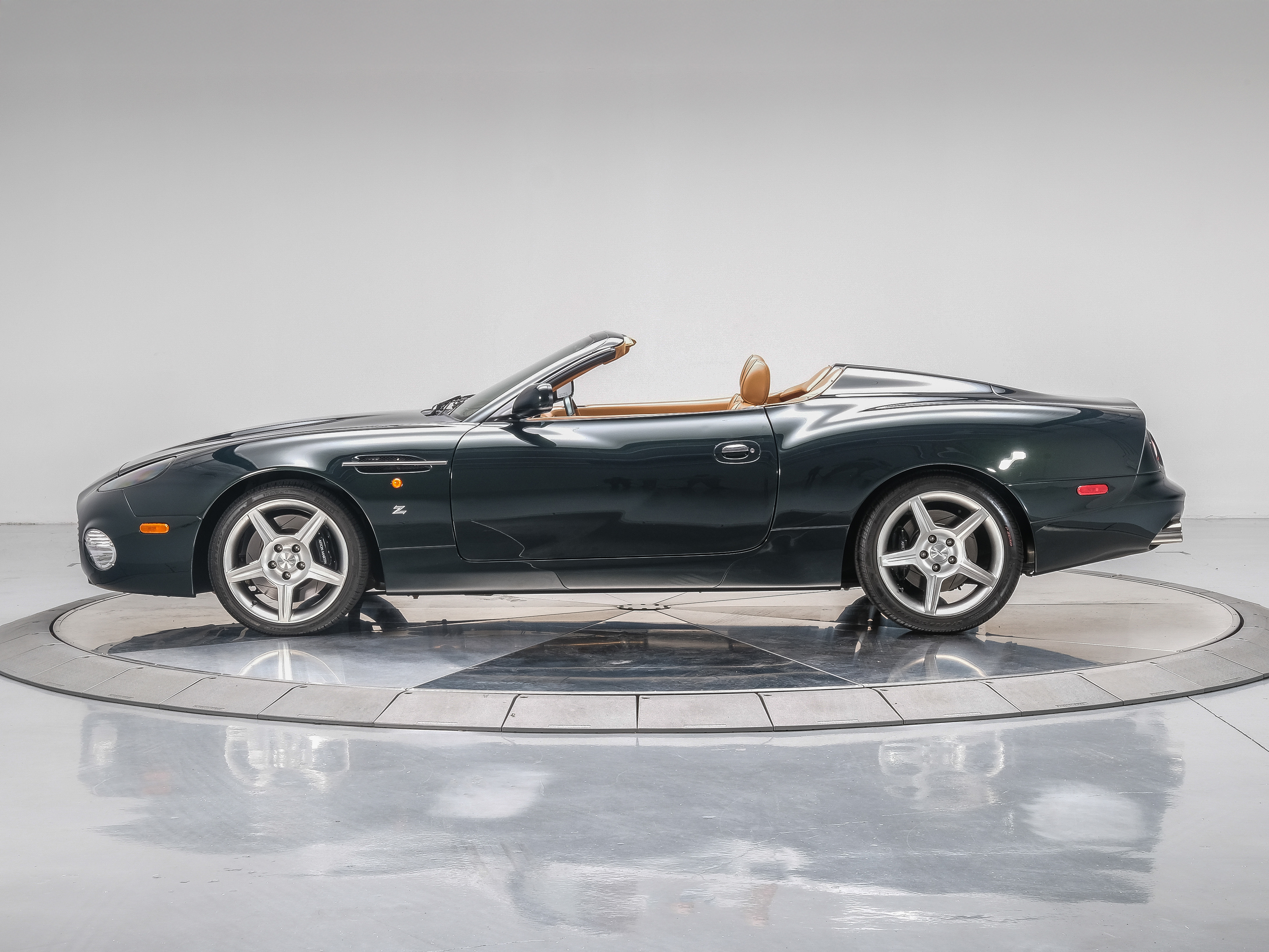 2003 Aston Martin DB7 Vantage photo 12
