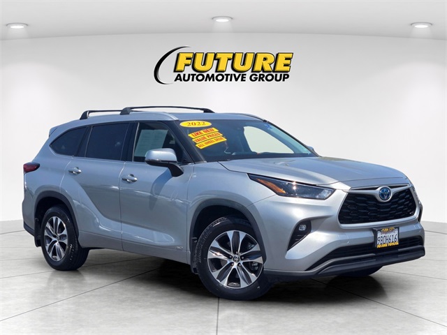 2022 Toyota Highlander Hybrid XLE