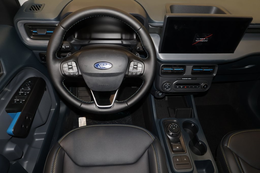 2025 Ford Maverick photo 10