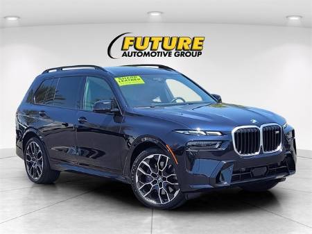 2025 BMW X7 M60i
