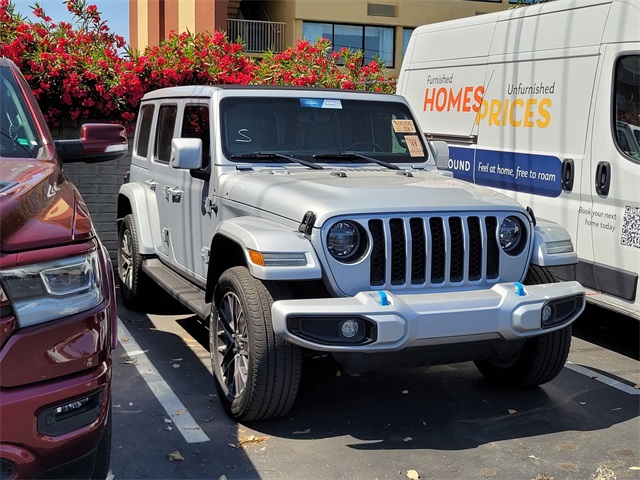 2022 Jeep Wrangler Unlimited Sahara High Altitude 4XE