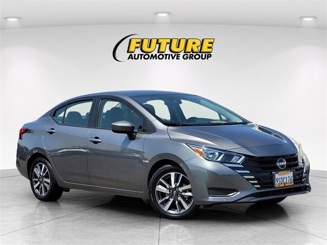 2023 Nissan Versa 1.6 SV