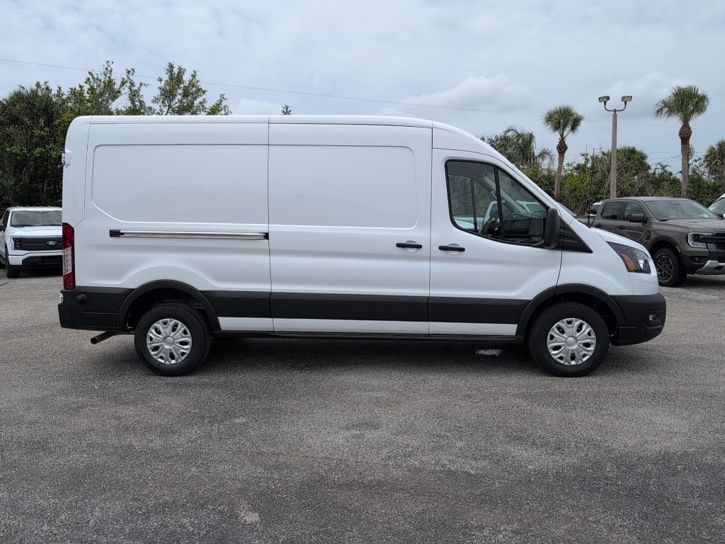 2025 Ford Transit photo 2
