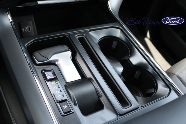 2025 Ford F-150 Lariat photo 13