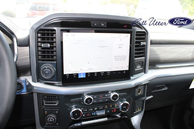 2025 Ford F-150 Lariat photo 15