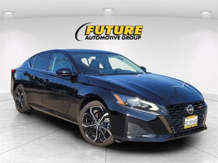 2023 Nissan Altima 2.5 SR