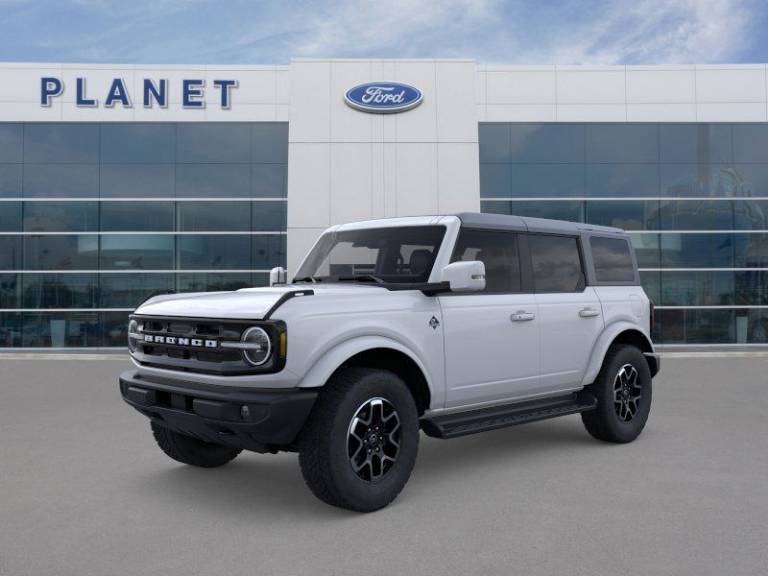 2025 Ford Bronco Outer Banks 4 Door 4X4