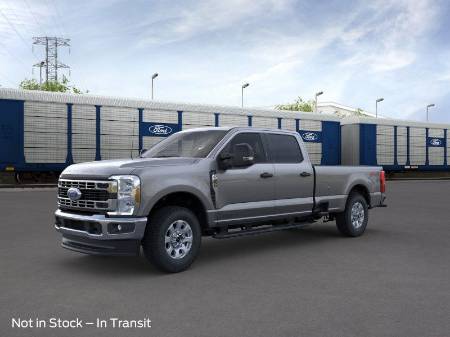 2025 Ford Super Duty F-350 SRW XLT