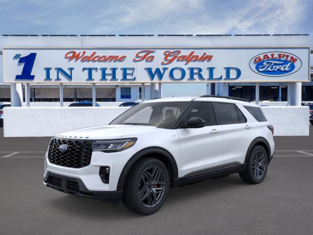 2025 Ford Explorer ST-Line