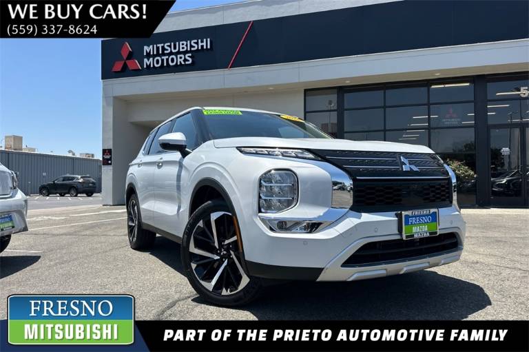 2024 Mitsubishi Outlander SE