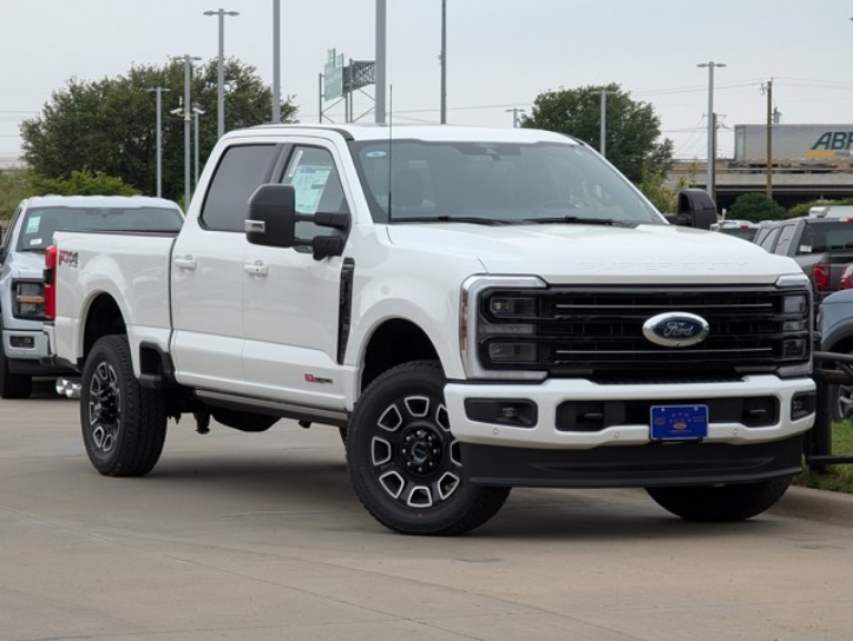 2025 Ford Super Duty F-250 SRW Platinum