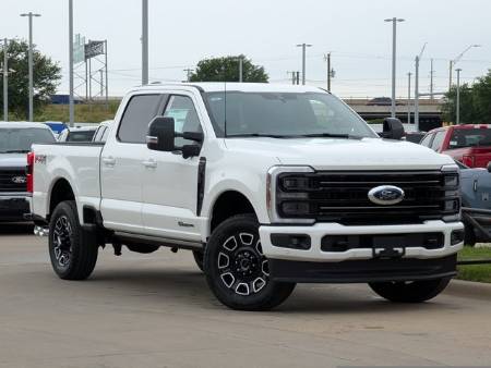 2025 Ford Super Duty F-250 SRW Platinum