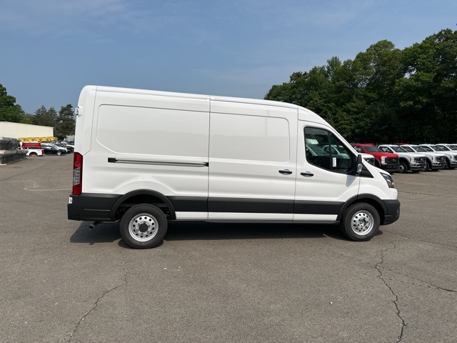2025 Ford Transit photo 8