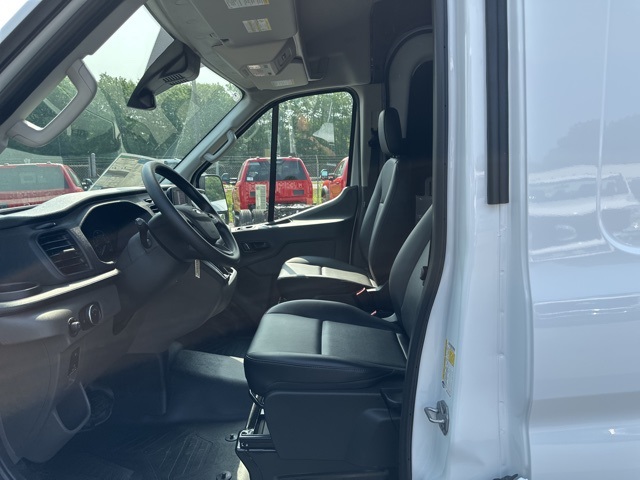 2025 Ford Transit photo 11