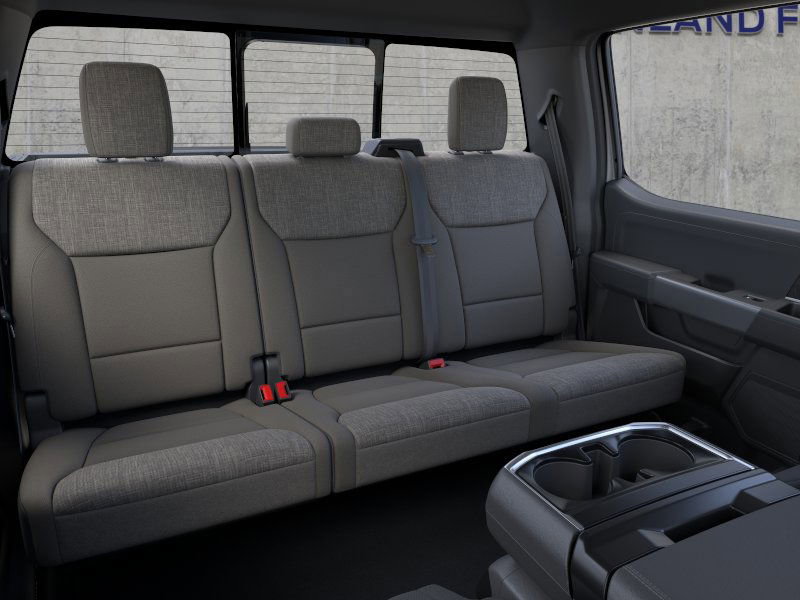 2025 Ford F-150 XLT photo 11