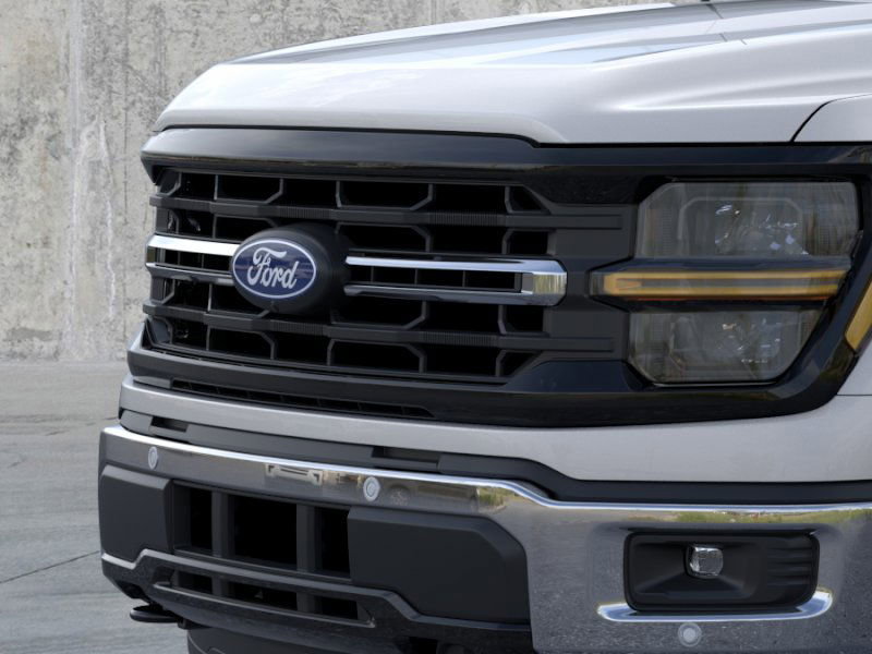 2025 Ford F-150 XLT photo 17