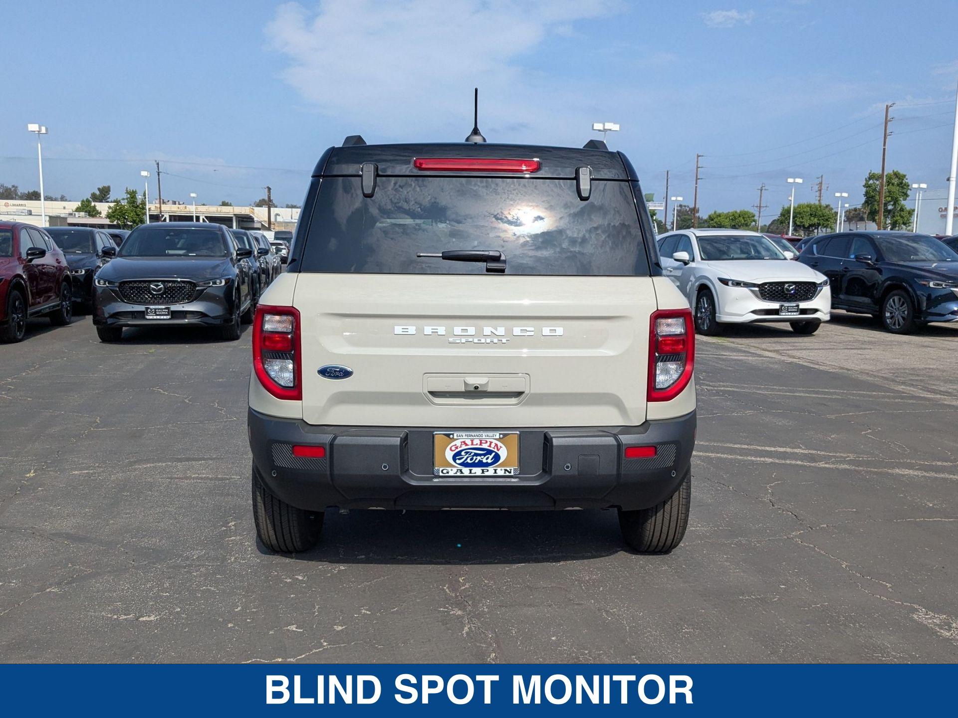 2025 Ford Bronco Sport Outer Banks photo 7