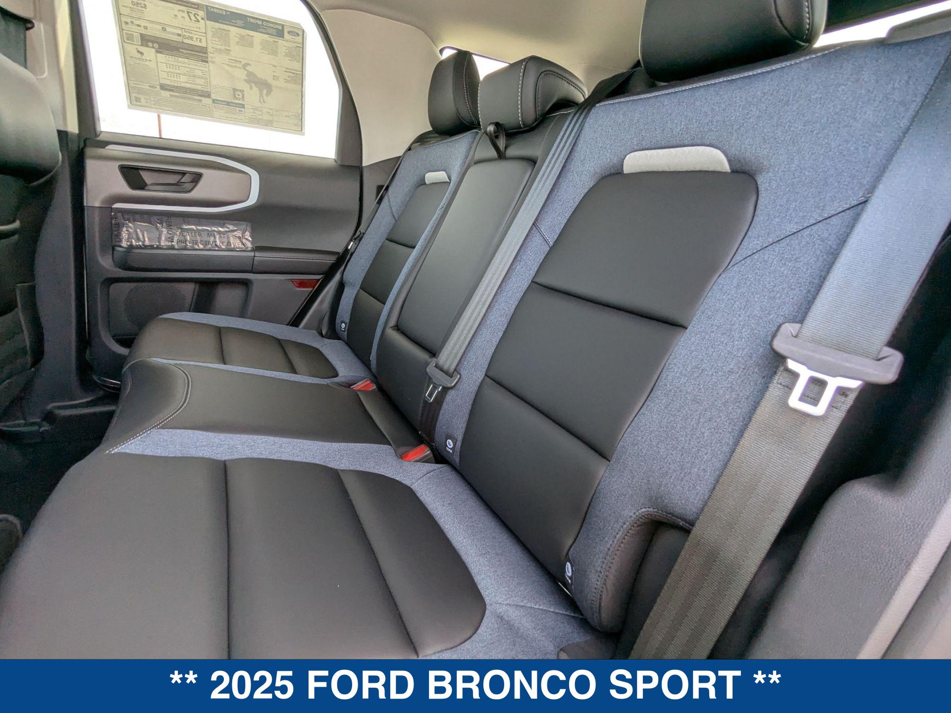 2025 Ford Bronco Sport Outer Banks photo 18