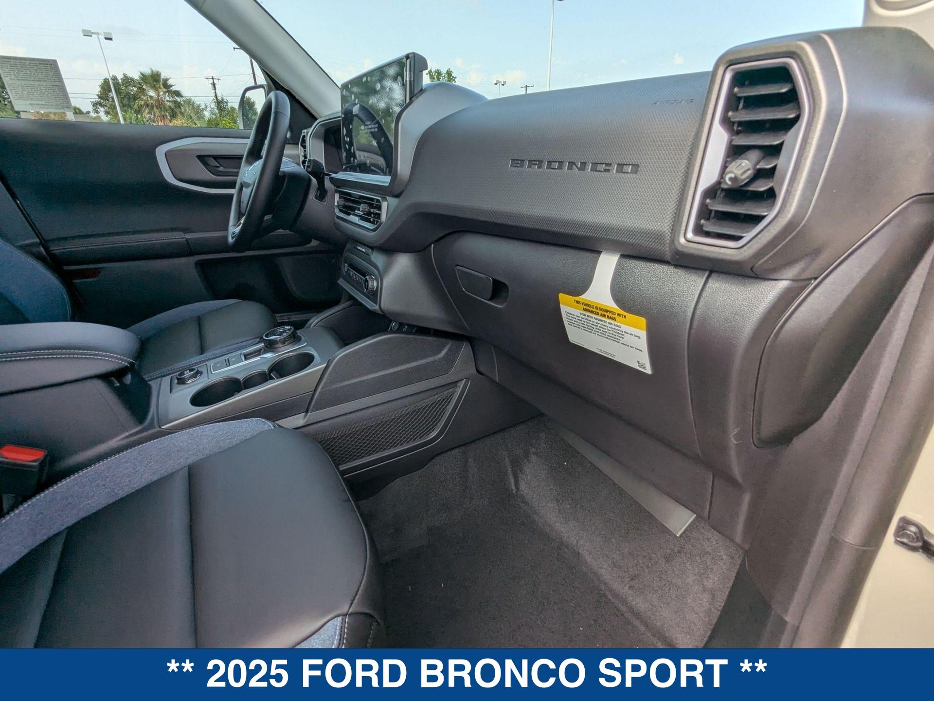 2025 Ford Bronco Sport Outer Banks photo 20