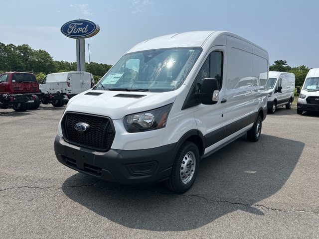 2025 Ford Transit photo 2