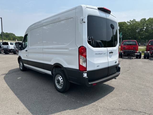 2025 Ford Transit photo 4