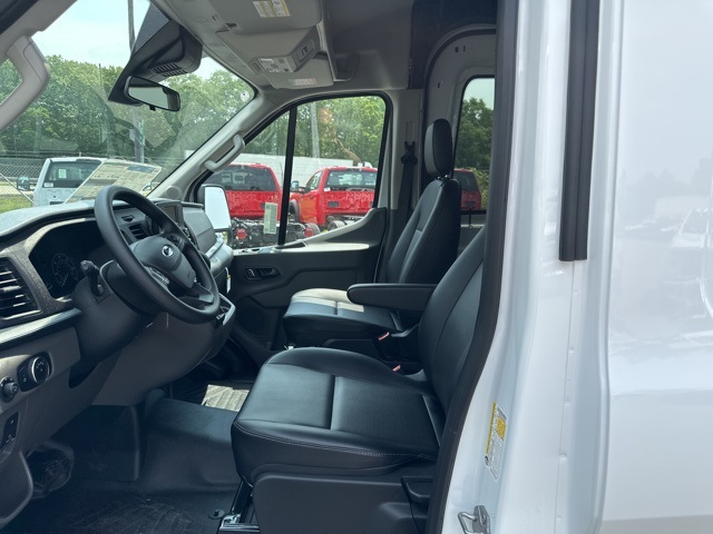 2025 Ford Transit photo 11