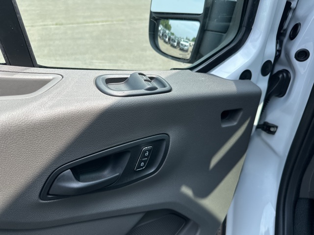 2025 Ford Transit photo 12