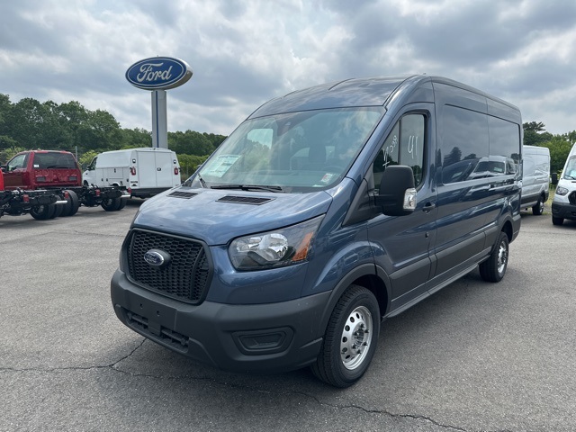 2025 Ford Transit photo 3