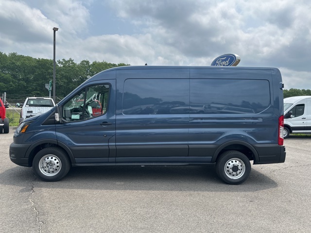 2025 Ford Transit photo 4