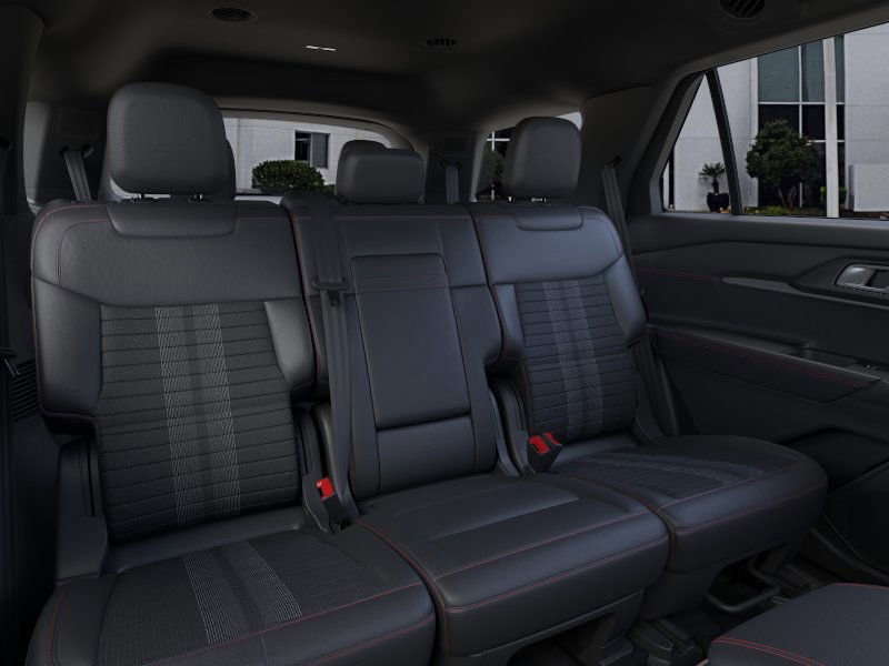 2025 Ford Explorer ST-Line photo 4