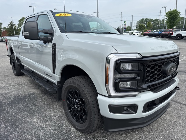 2025 Ford F-250 photo 4