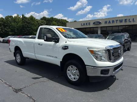 2017 Nissan Titan XD SV