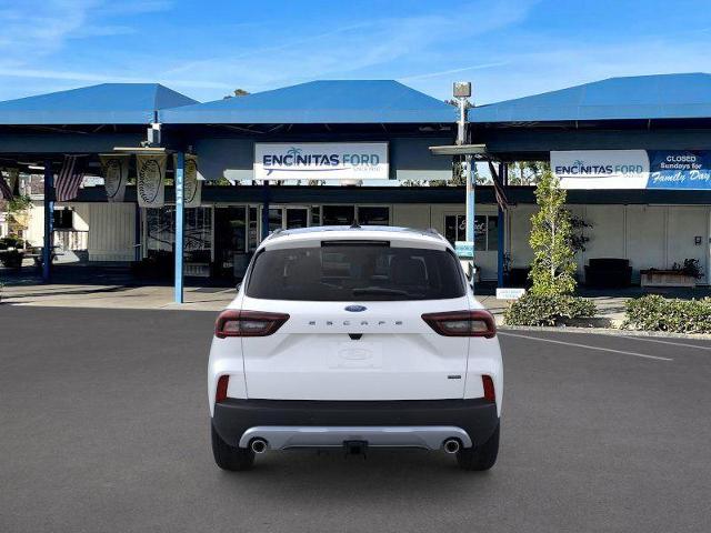 2024 Ford Escape Plug-In Hybrid photo 4