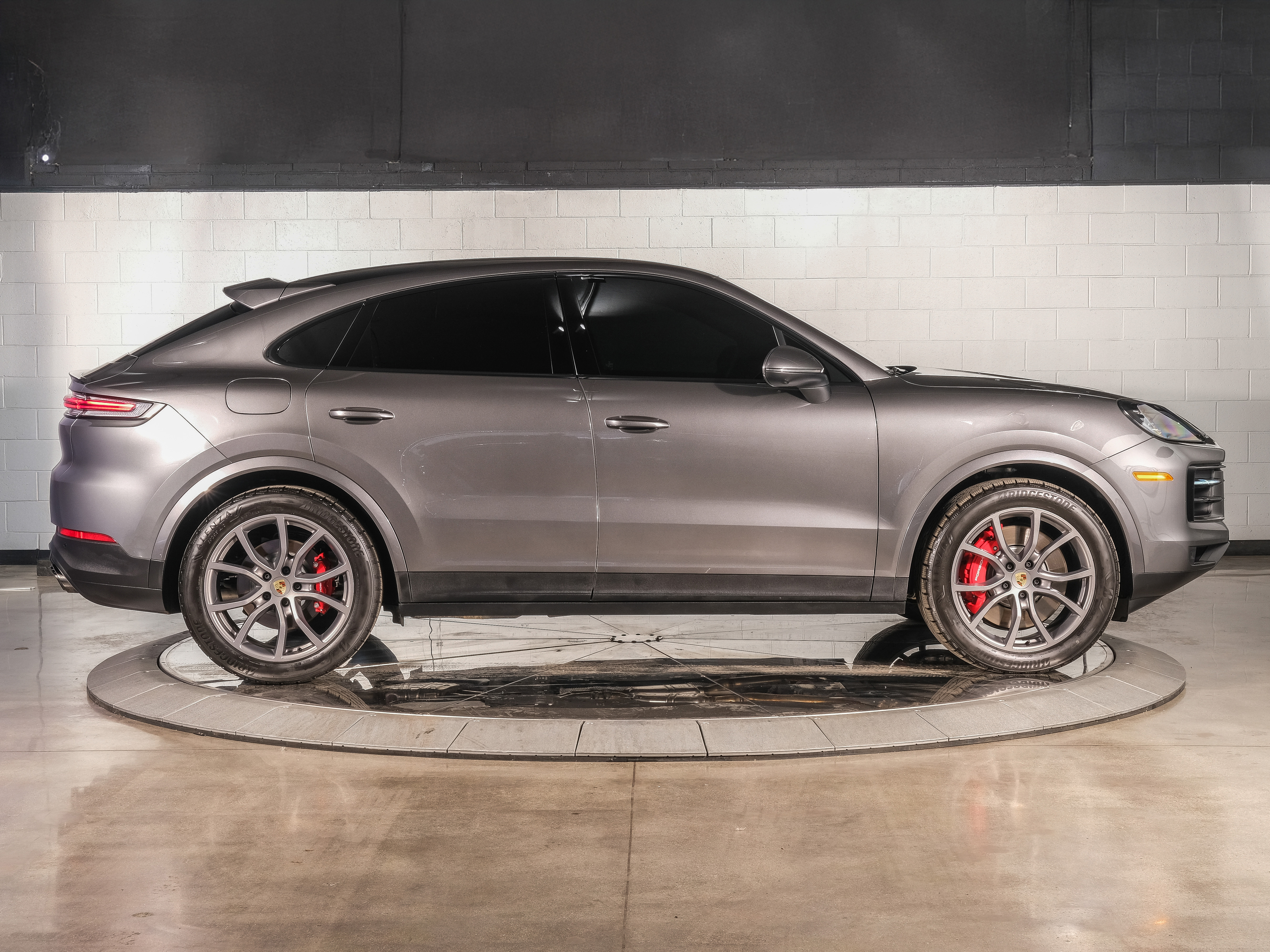 2024 Porsche Cayenne Coupe S photo 7