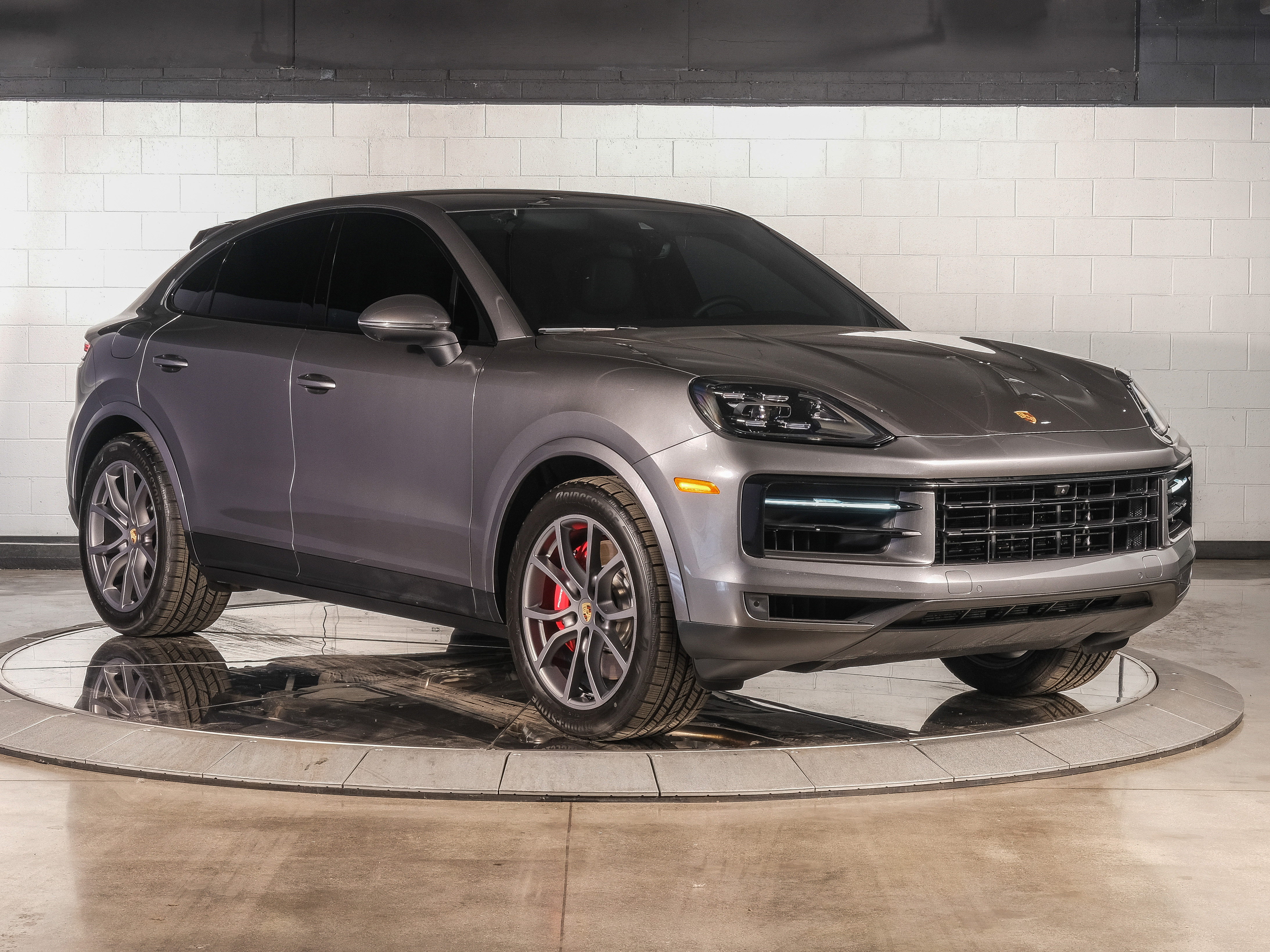 2024 Porsche Cayenne Coupe S photo 8